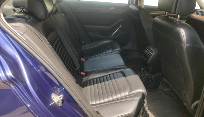 2018 Volkswagen Passat HIGHLINE DSG, Diesel, Automatic, 95,892 km, interior