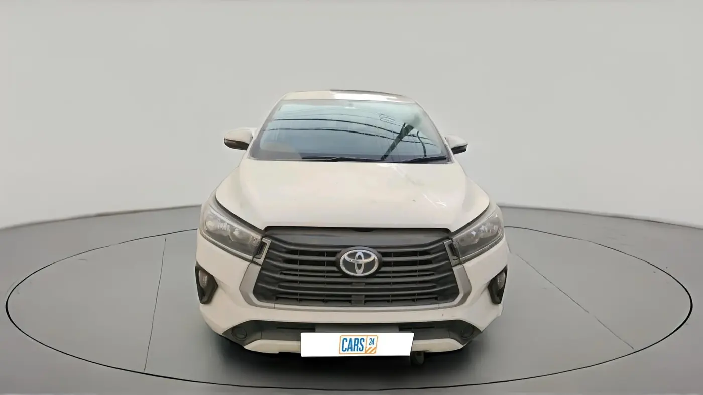 2022 Toyota Innova Crysta 2.4 G 7 STR, Diesel, Manual, 44,160 km, exterior