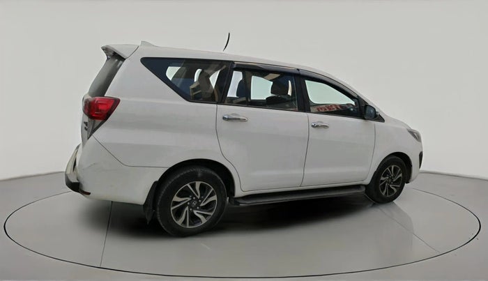 2022 Toyota Innova Crysta 2.4 G 7 STR, Diesel, Manual, 44,160 km, exterior