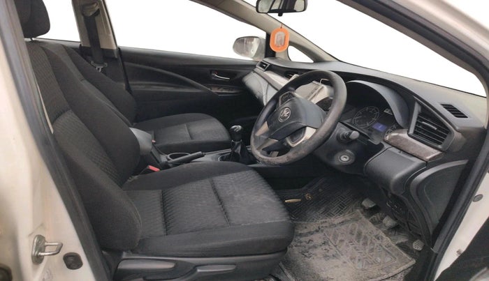 2022 Toyota Innova Crysta 2.4 G 7 STR, Diesel, Manual, 44,160 km, interior