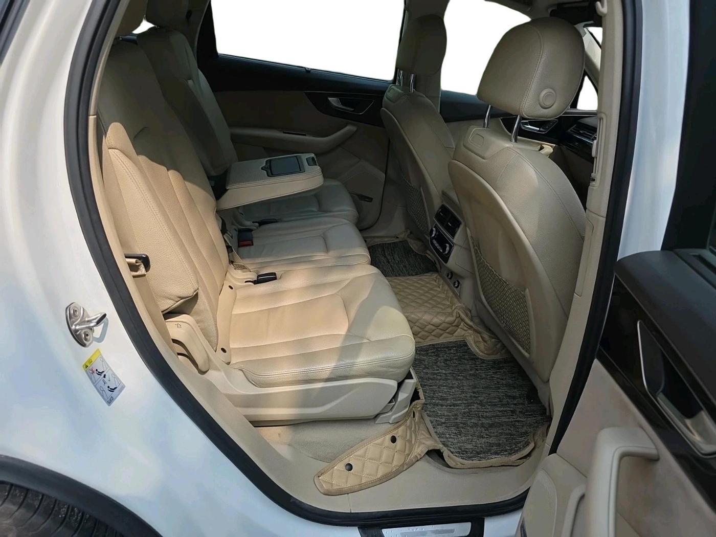 2019 Audi Q7 45 TDI QUATTRO PREMIUM PLUS, Diesel, Automatic, 1,01,842 km, interior