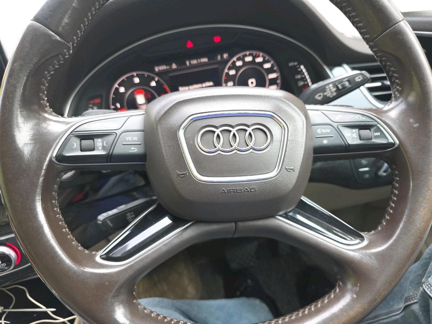 2019 Audi Q7 45 TDI QUATTRO PREMIUM PLUS, Diesel, Automatic, 1,01,842 km, interior