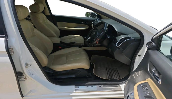 2023 Honda City 1.5L I-VTEC ZX, Petrol, Manual, 25,524 km, interior