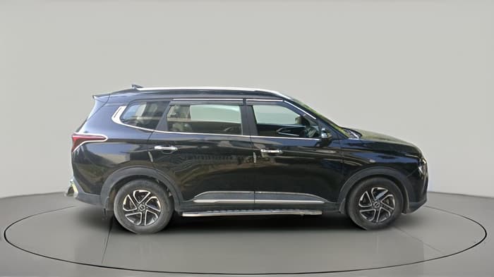 2022 KIA CARENS LUXURY PLUS 1.4 PETROL 7 STR, Petrol, Manual, 50,661 km, exterior