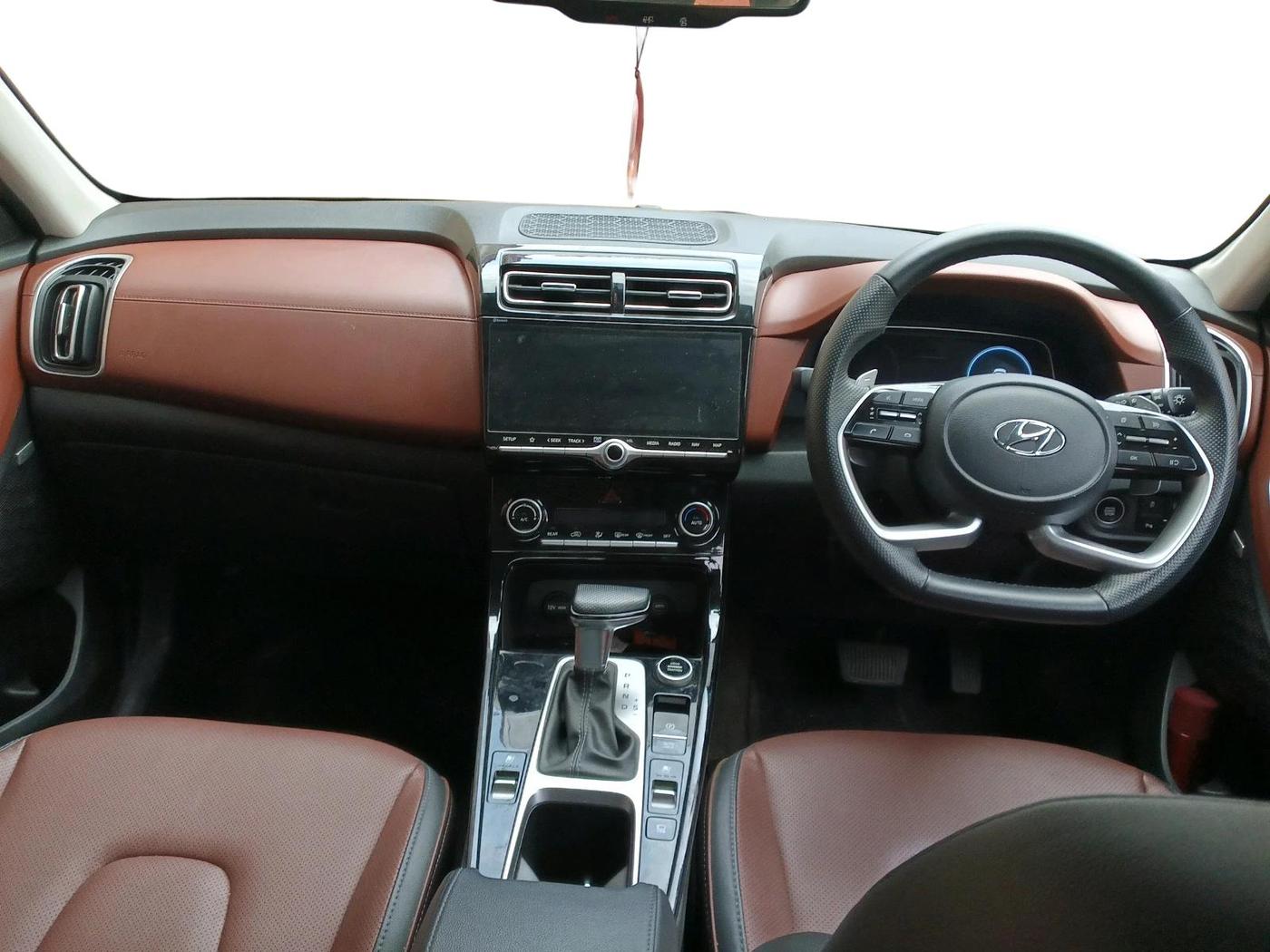 2022 Hyundai ALCAZAR 2.0 SIGNATURE (O) AT 6STR, Petrol, Automatic, 14,989 km, interior