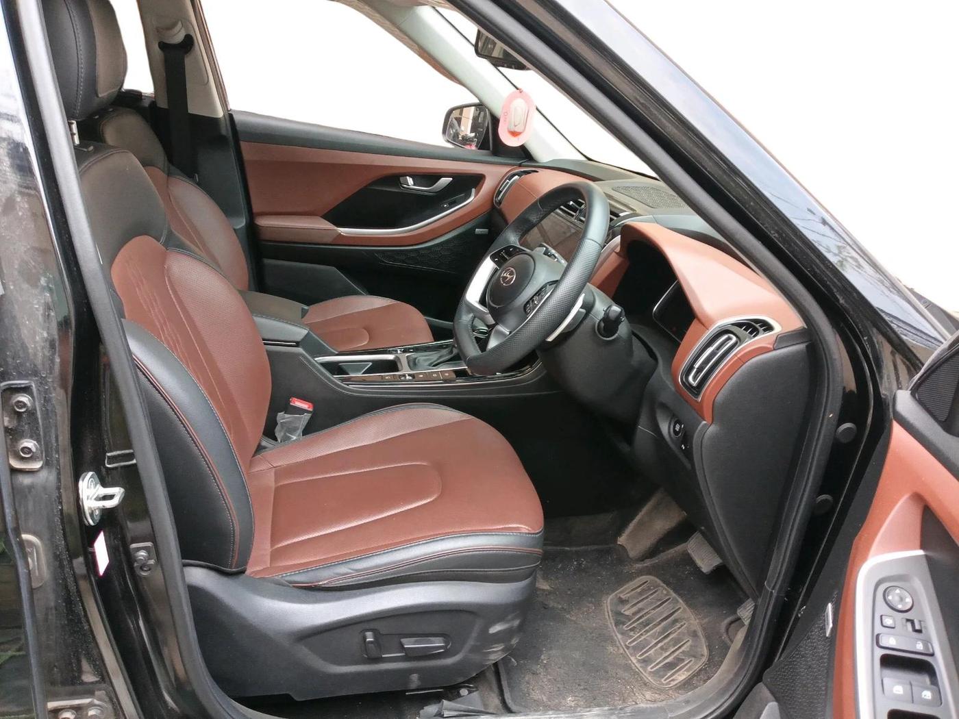 2022 Hyundai ALCAZAR 2.0 SIGNATURE (O) AT 6STR, Petrol, Automatic, 14,989 km, interior
