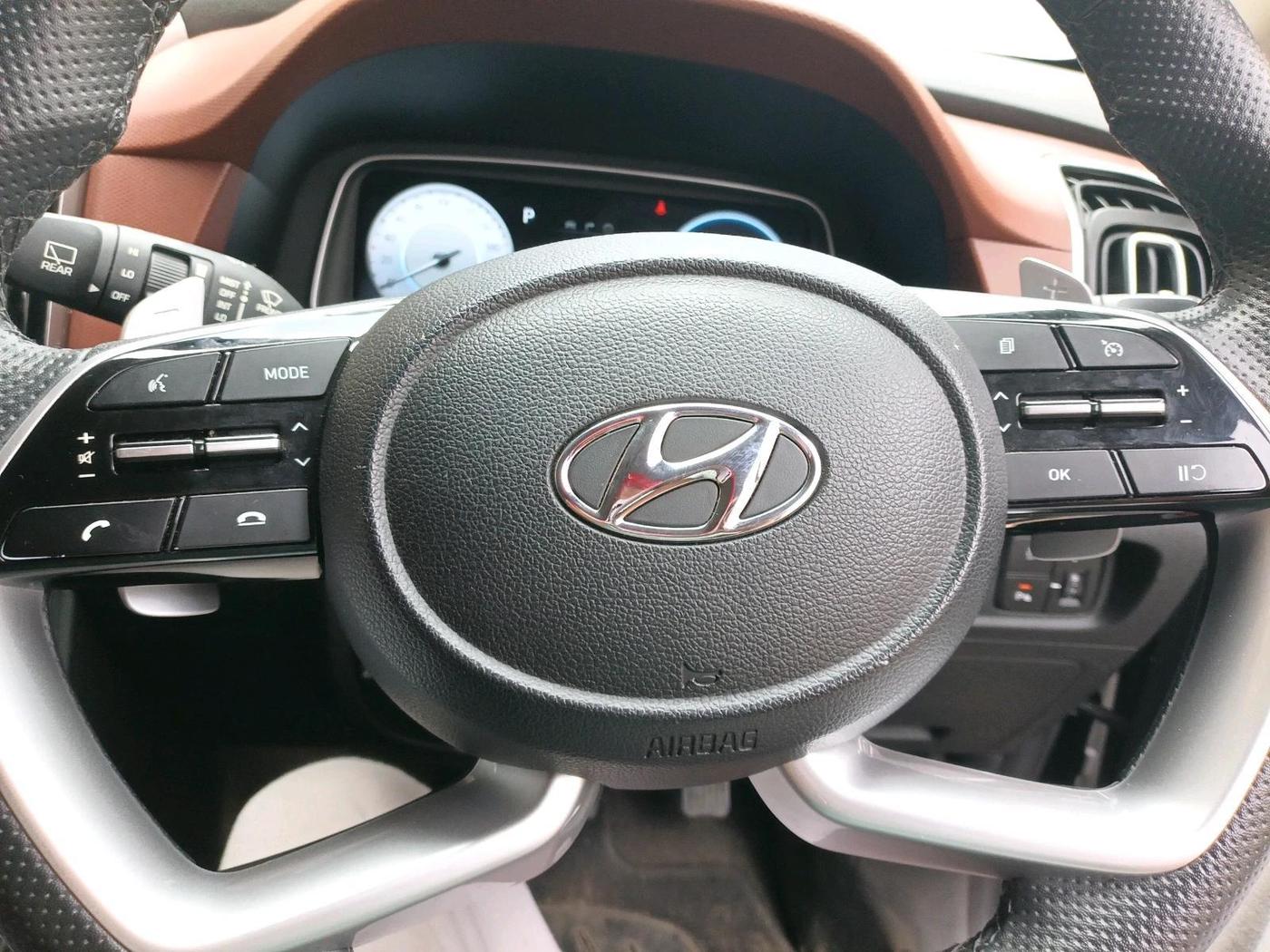 2022 Hyundai ALCAZAR 2.0 SIGNATURE (O) AT 6STR, Petrol, Automatic, 14,989 km, interior