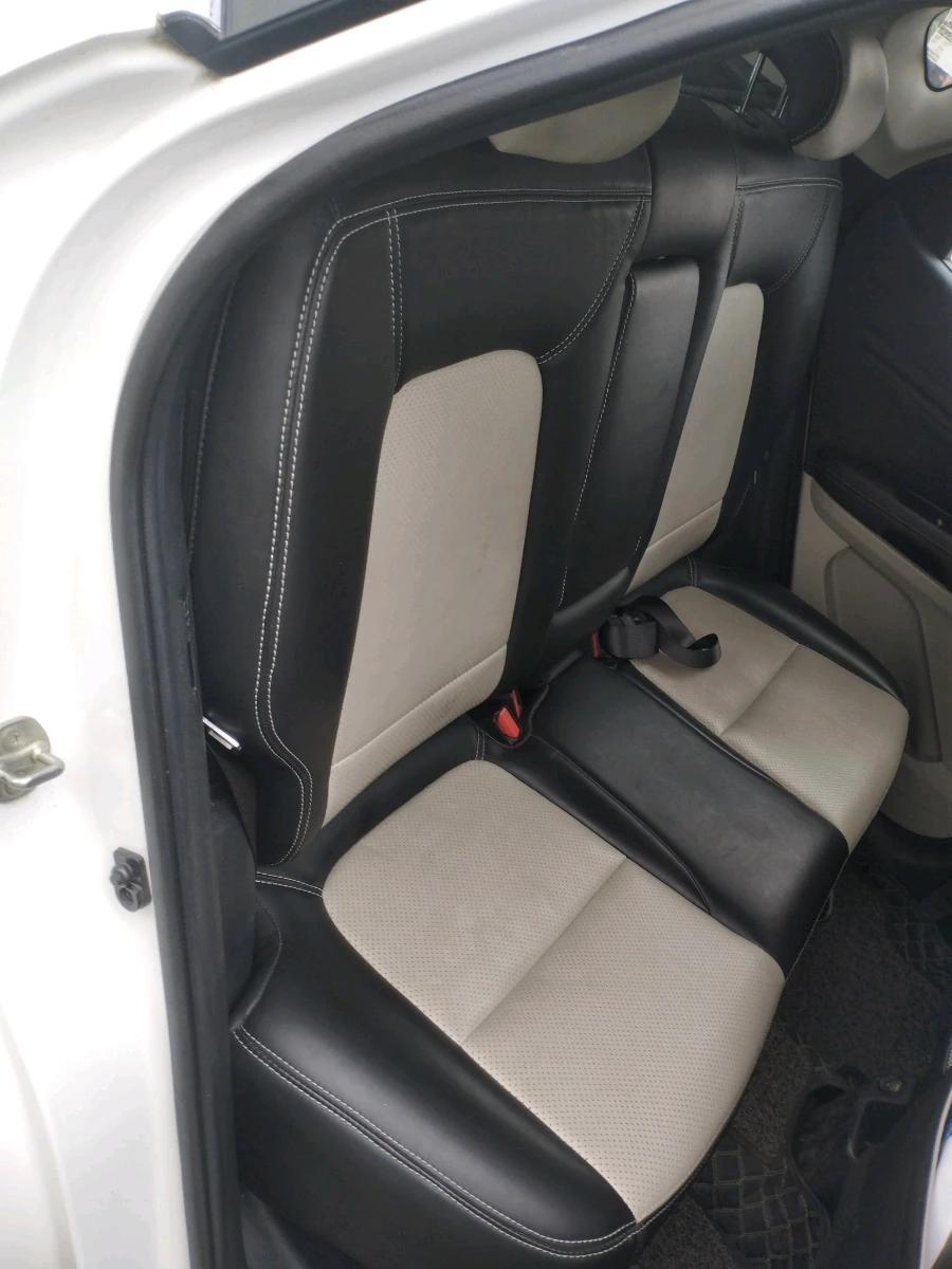 2022 KIA SONET HTX ANNIVERSARY EDITION 1.5 AT, Diesel, Automatic, 25,982 km, interior