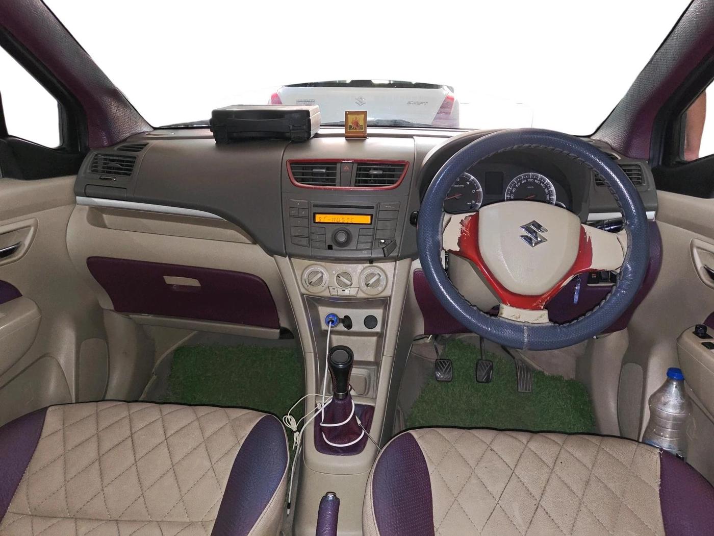 2014 Maruti Ertiga VDI, Diesel, Manual, 1,53,017 km, interior