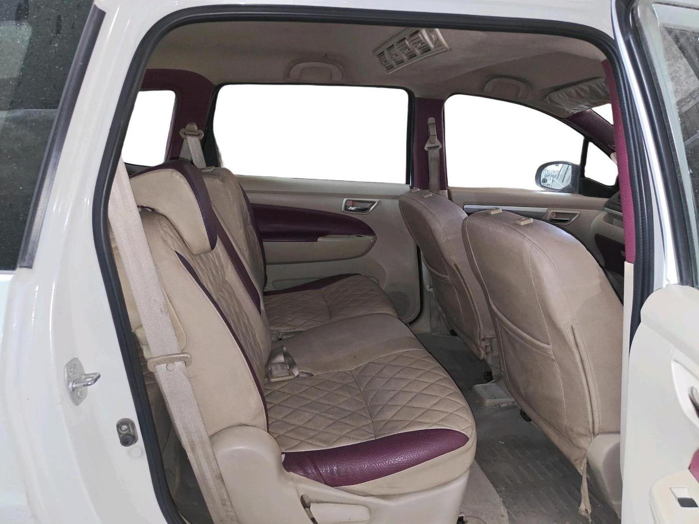 2014 Maruti Ertiga VDI, Diesel, Manual, 1,53,017 km, interior