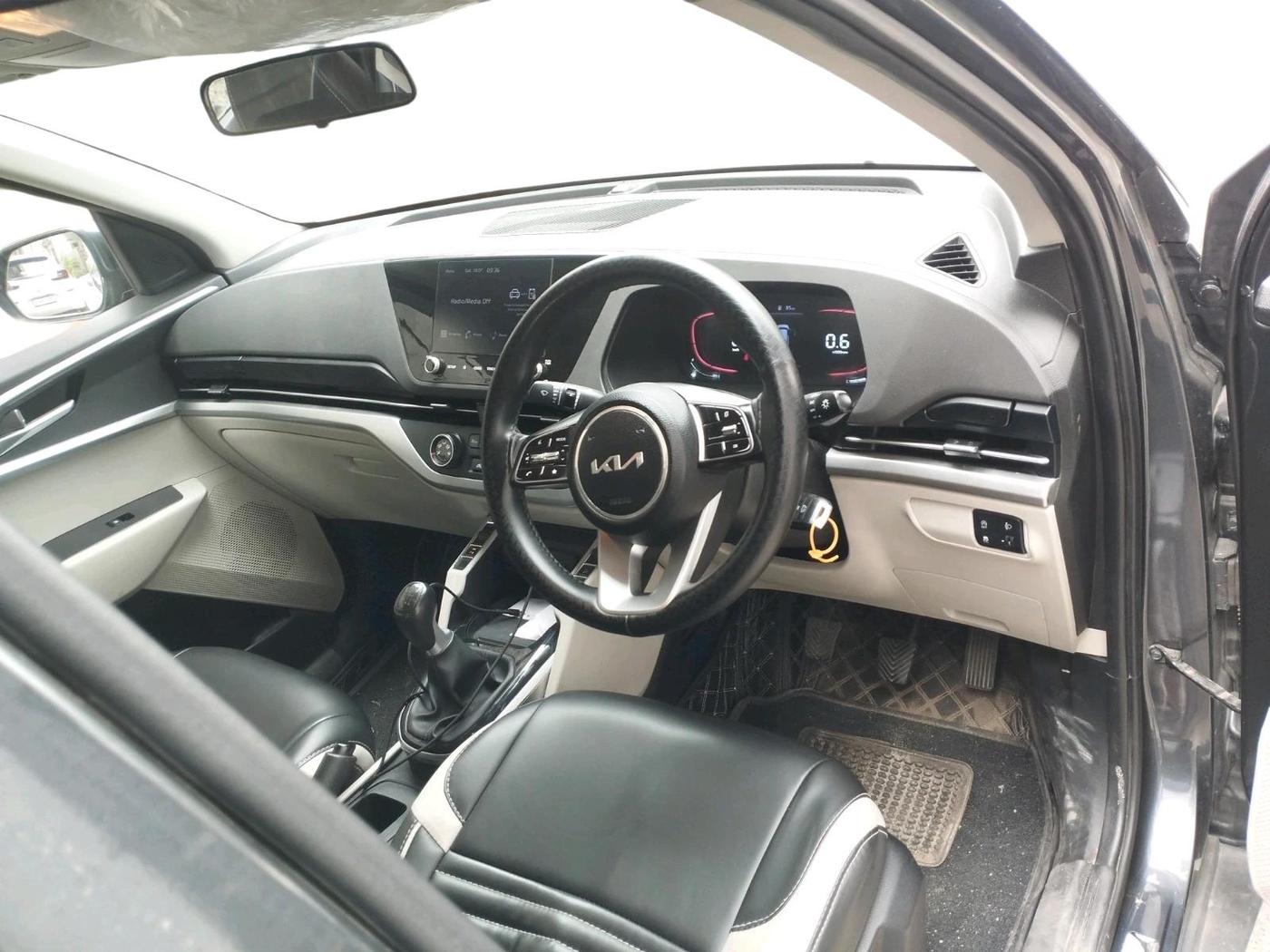 2023 KIA CARENS PRESTIGE 1.5 PETROL 7 STR, Petrol, Manual, 39,263 km, interior