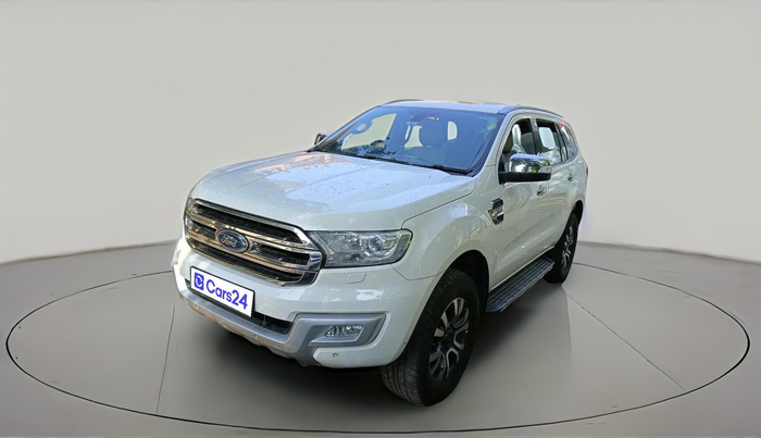 2016 Ford Endeavour TITANIUM 3.2 4X4 AT, Diesel, Automatic, 1,02,269 km, exterior