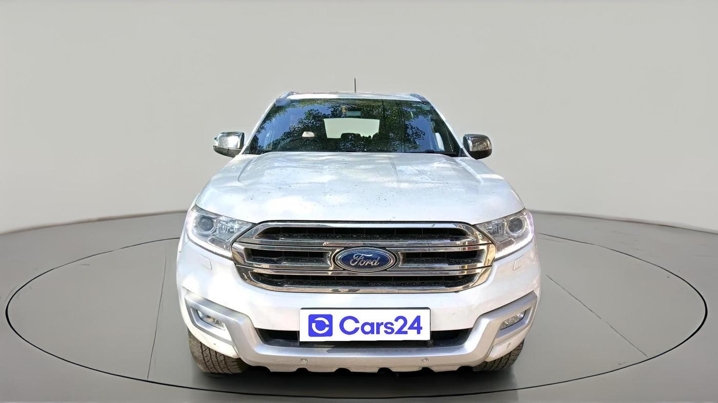 2016 Ford Endeavour TITANIUM 3.2 4X4 AT, Diesel, Automatic, 1,02,269 km, exterior