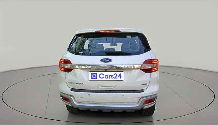 2016 Ford Endeavour TITANIUM 3.2 4X4 AT, Diesel, Automatic, 1,02,269 km, exterior