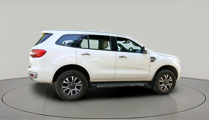 2016 Ford Endeavour TITANIUM 3.2 4X4 AT, Diesel, Automatic, 1,02,269 km, exterior