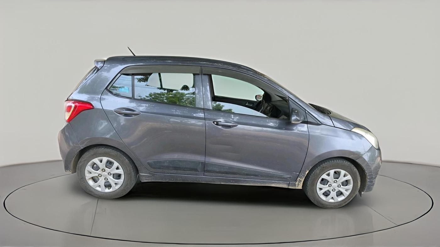 2015 Hyundai Grand i10 SPORTZ 1.1 CRDI, Diesel, Manual, 1,11,127 km, exterior