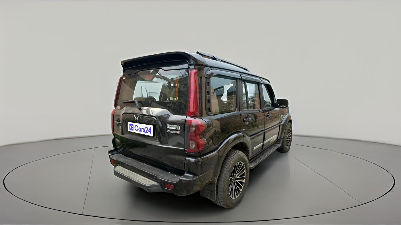 2024 Mahindra SCORPIO CLASSIC S11 7STR, Diesel, Manual, 83,031 km, exterior