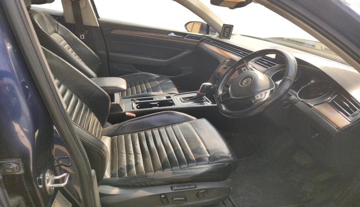 2018 Volkswagen Passat HIGHLINE DSG, Diesel, Automatic, 92,568 km, interior