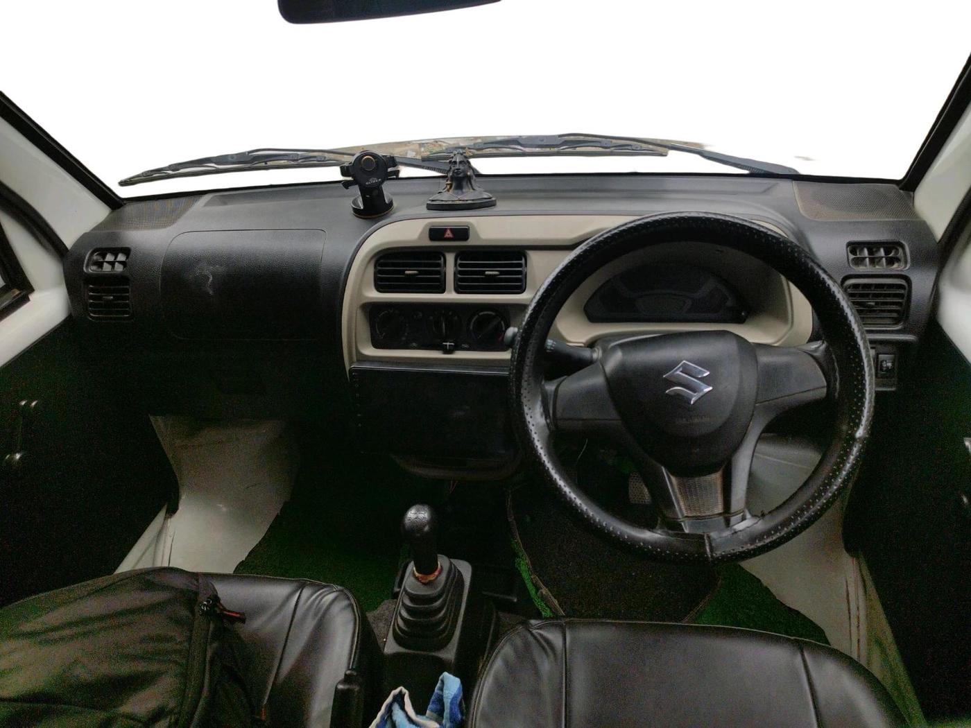 2024 Maruti Eeco 5 STR AC, Petrol, Manual, 35,548 km, interior