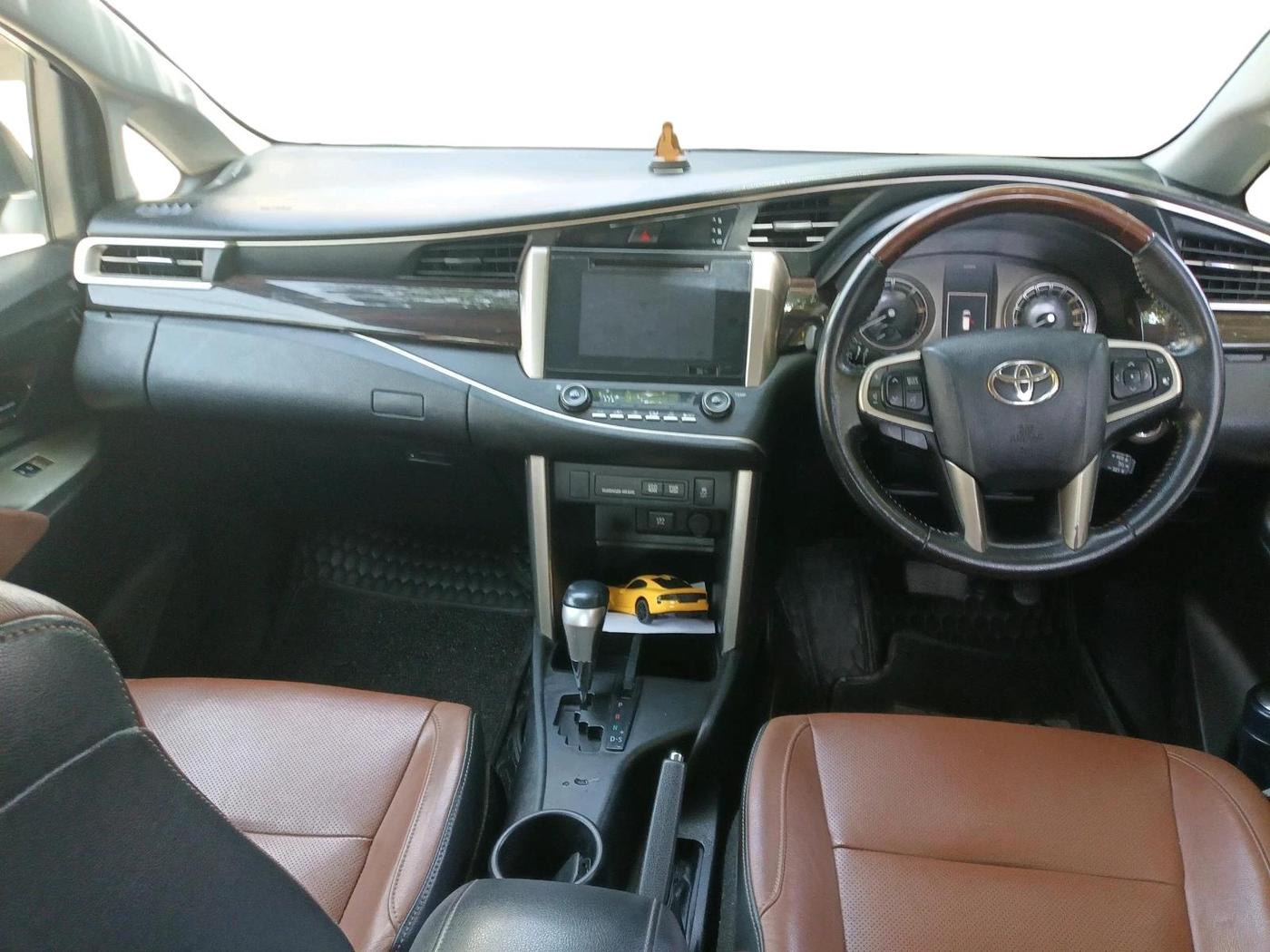 2019 Toyota Innova Crysta 2.8 ZX AT 7 STR, Diesel, Automatic, 1,07,422 km, interior