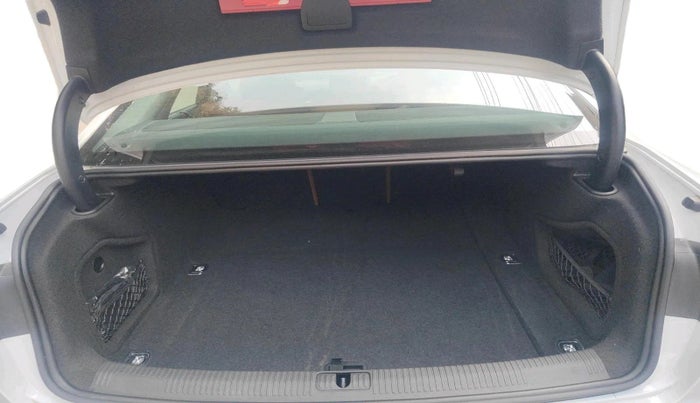 2024 Audi A4 40 TFSI Premium, Petrol, Automatic, 22,879 km, exterior