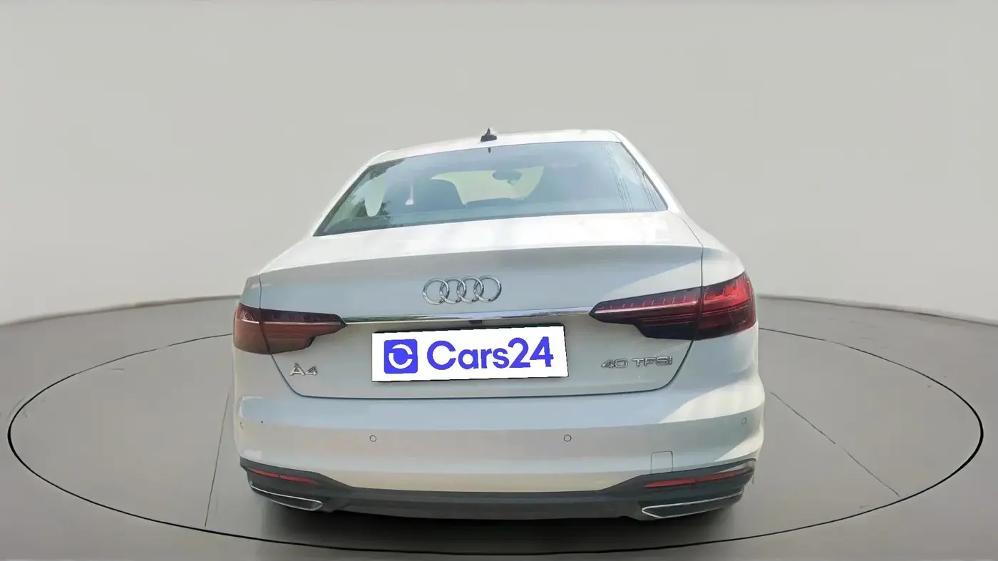 2024 Audi A4 40 TFSI Premium, Petrol, Automatic, 22,879 km, exterior