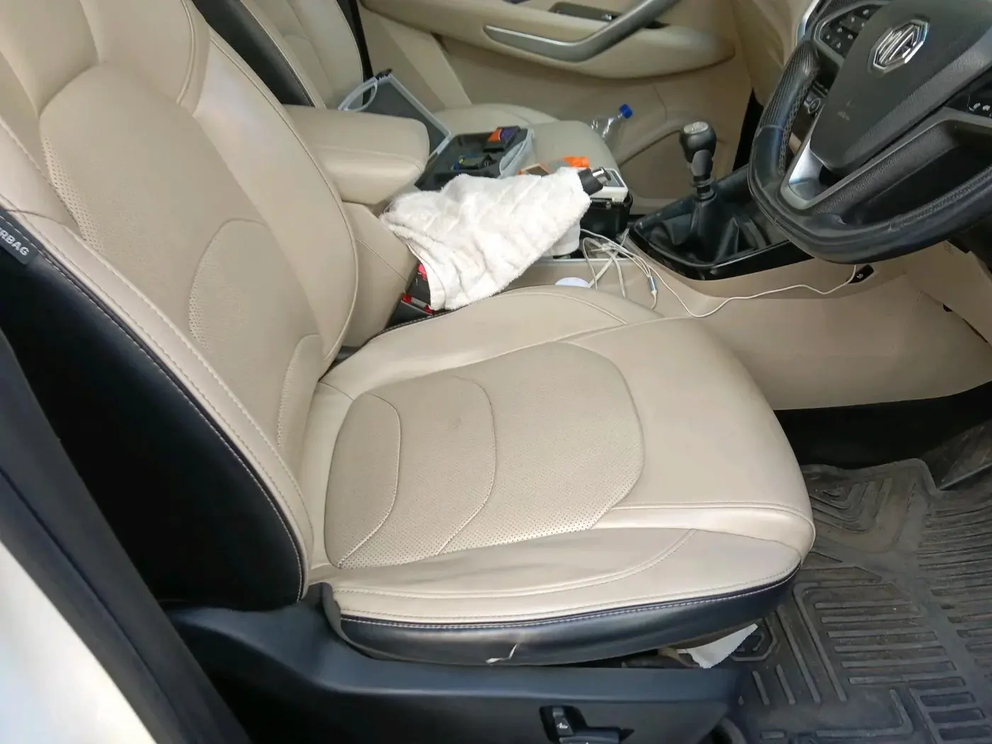 2021 MG HECTOR SHARP 2.0 DIESEL, Diesel, Manual, 1,23,456 km, interior