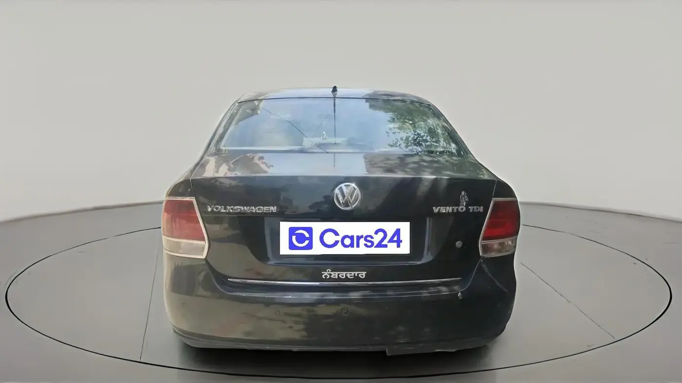 2012 Volkswagen Vento HIGHLINE DIESEL 1.6, Diesel, Manual, 88,997 km, exterior