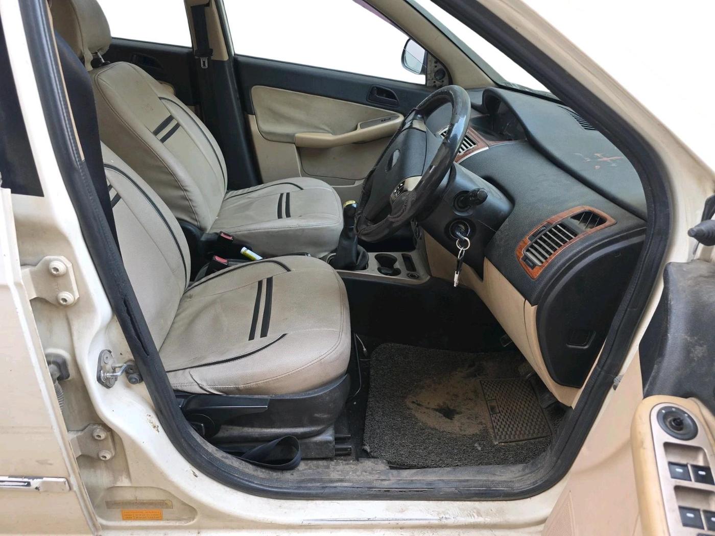 2011 Tata Indica Vista VX QUADRAJET, Diesel, Manual, 86,044 km, interior