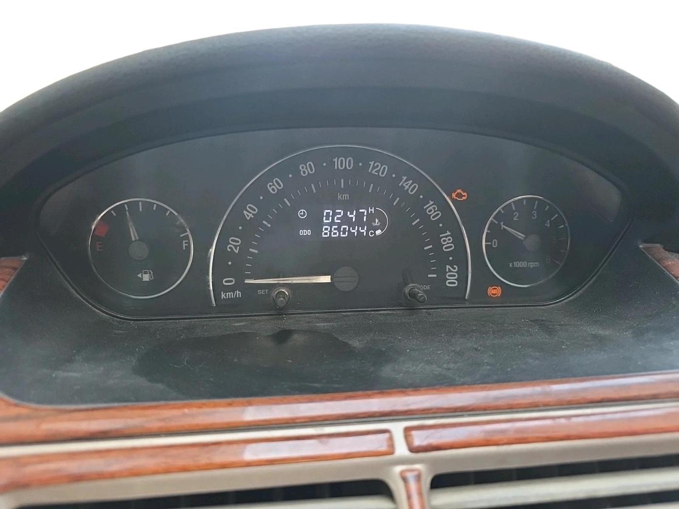2011 Tata Indica Vista VX QUADRAJET, Diesel, Manual, 86,044 km, interior