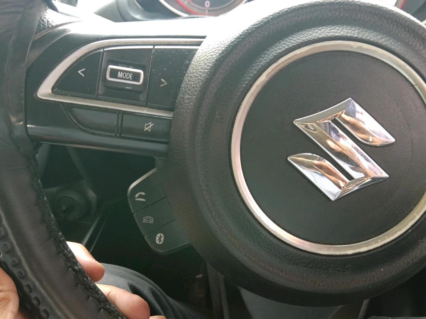 2020 Maruti Swift VXI, Petrol, Manual, 83,619 km, interior