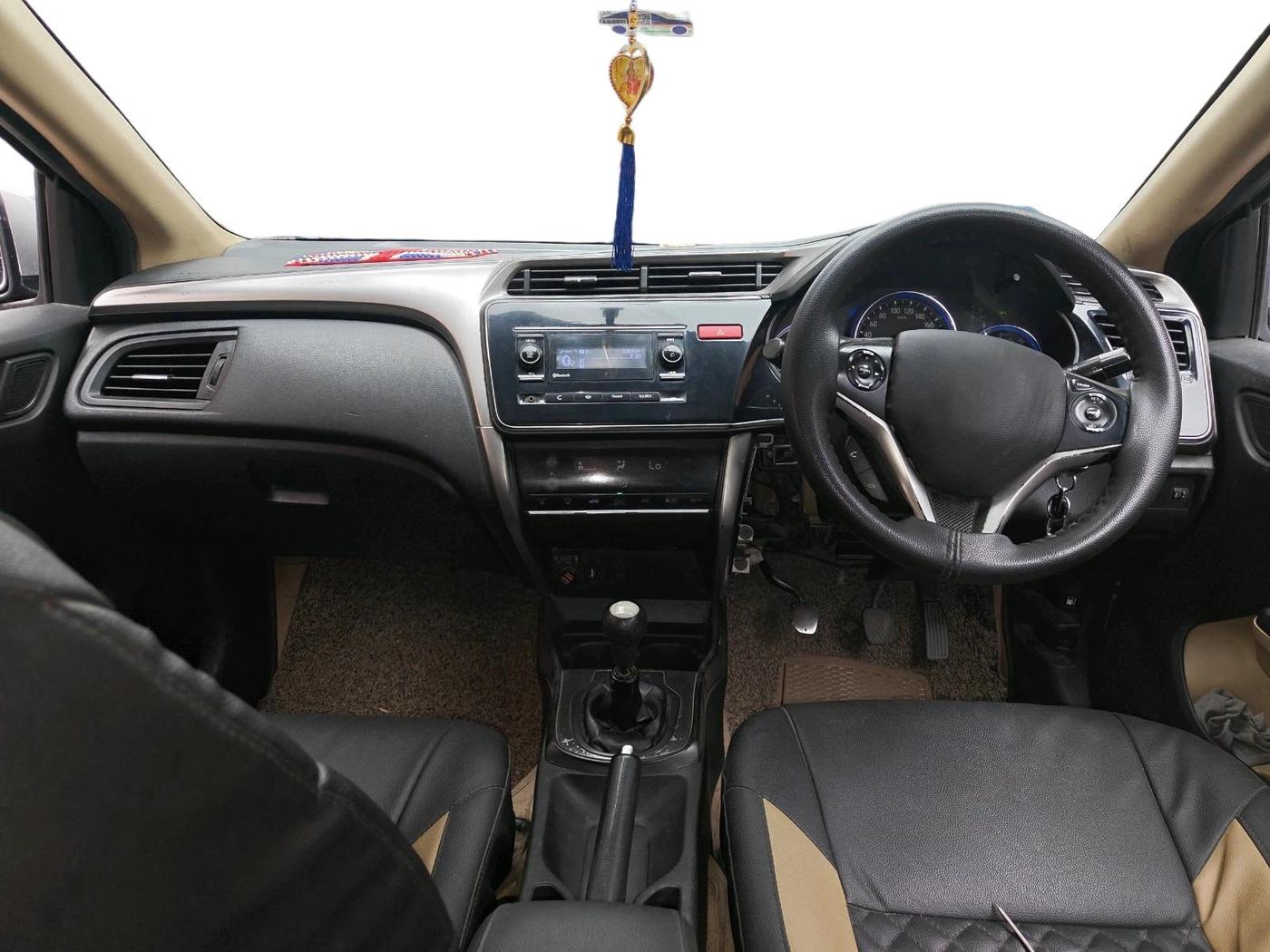2014 Honda City 1.5L I-DTEC SV, Diesel, Manual, 1,19,196 km, interior