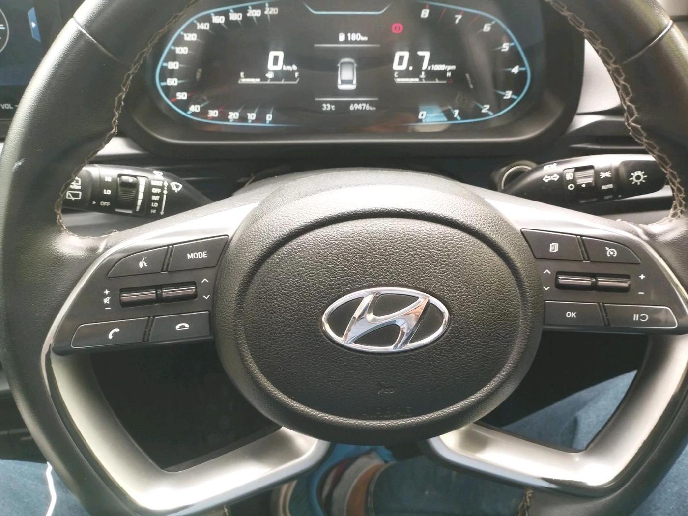 2021 Hyundai NEW I20 ASTA (O) 1.2 MT, Petrol, Manual, 69,476 km, interior