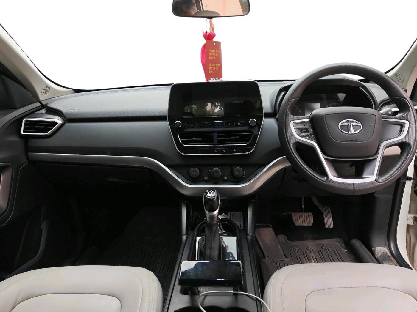 2023 Tata Harrier XMA SUNROOF 2.0L KRYOTEC, Diesel, Automatic, 67,023 km, interior