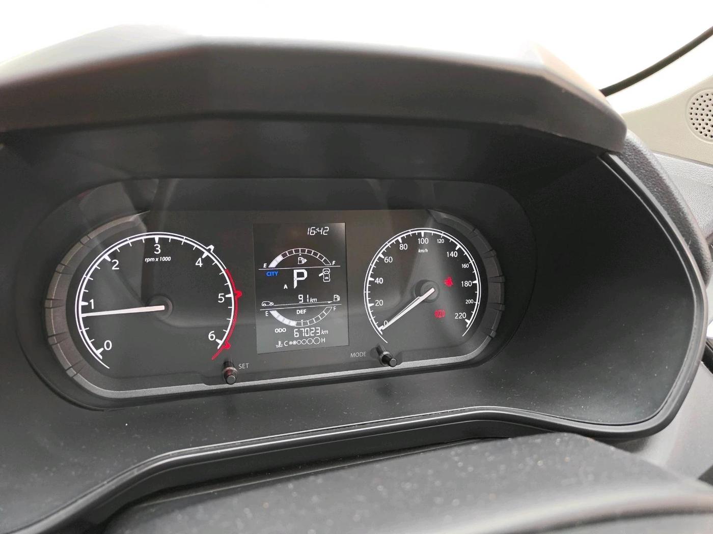 2023 Tata Harrier XMA SUNROOF 2.0L KRYOTEC, Diesel, Automatic, 67,023 km, interior