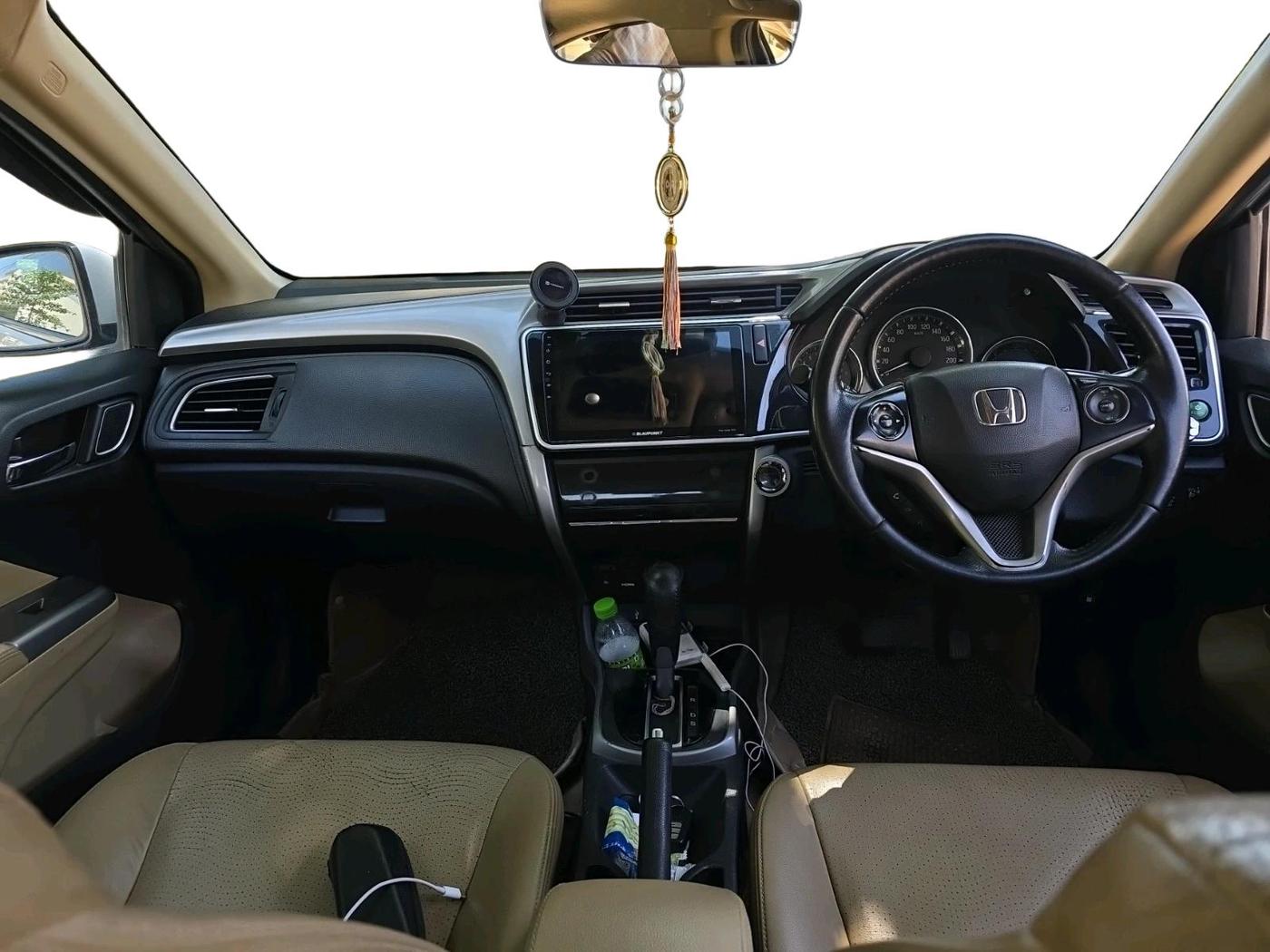 2018 Honda City 1.5L I-VTEC ZX CVT, Petrol, Automatic, 1,72,009 km, interior