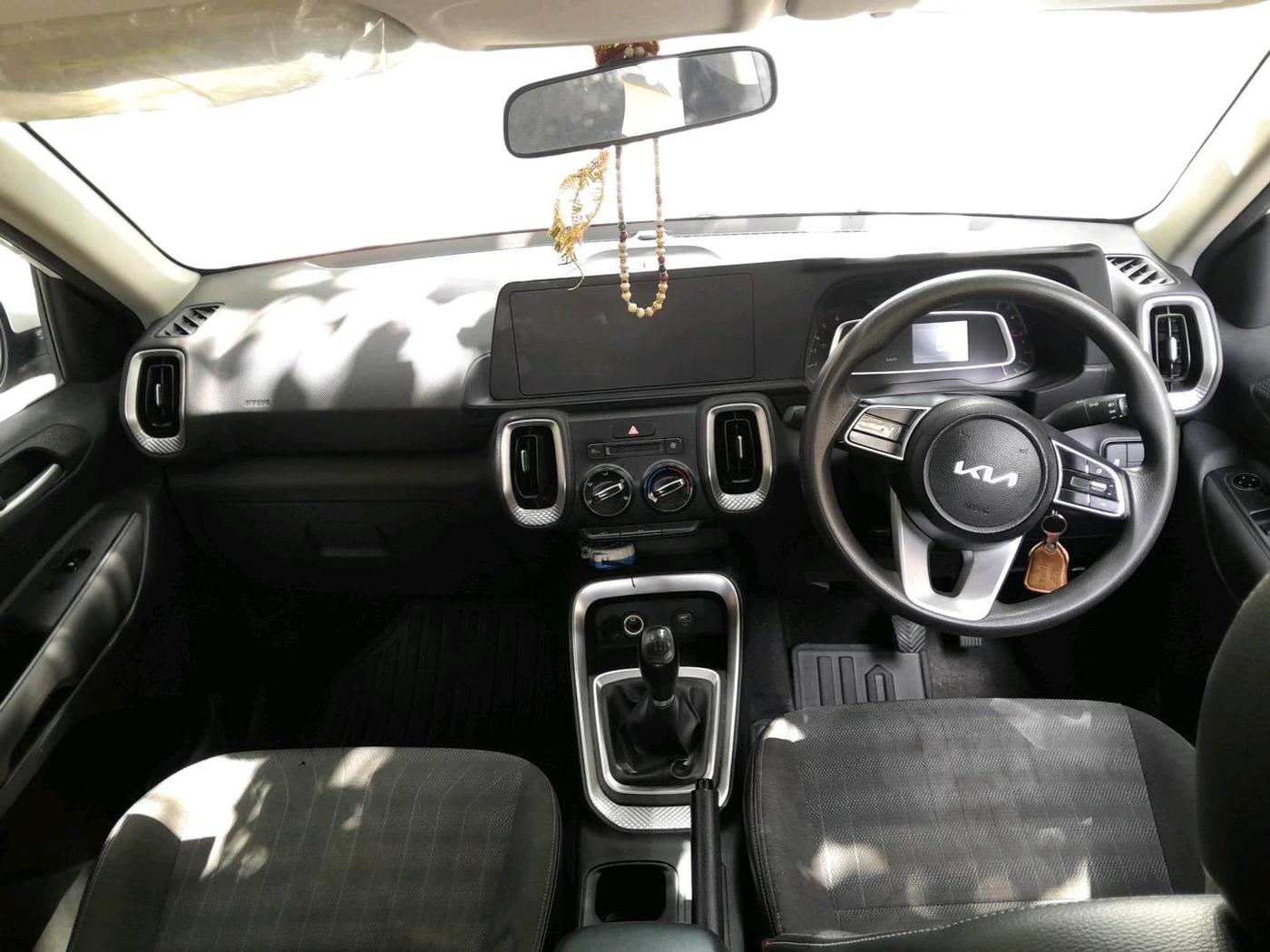 2023 KIA SONET  HTE 1.5 DIESEL IMT , Diesel, Manual, 55,366 km, interior