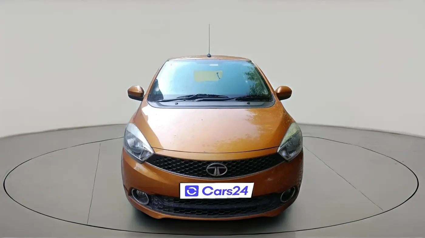 2017 Tata Tiago XZ PETROL, Petrol, Manual, 2,11,000 km, exterior