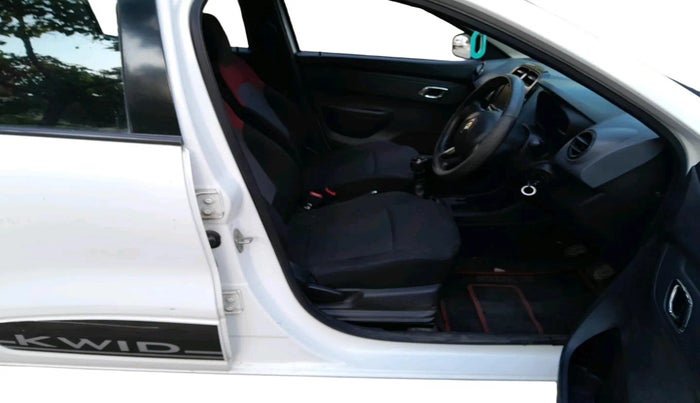 2019 Renault Kwid RXT 1.0 (O), Petrol, Manual, 43,411 km, interior