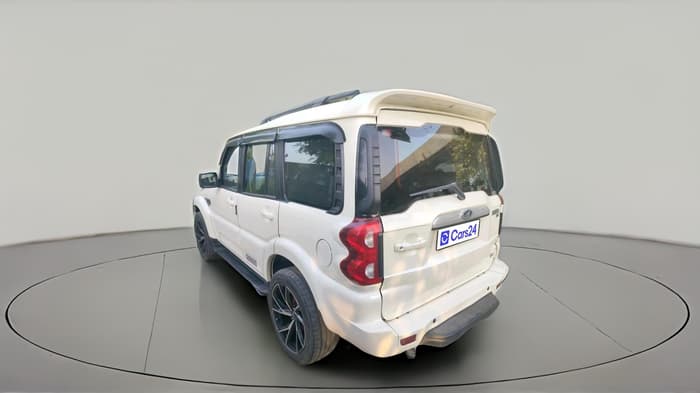 2020 Mahindra Scorpio S9, Diesel, Manual, 1,58,014 km, exterior