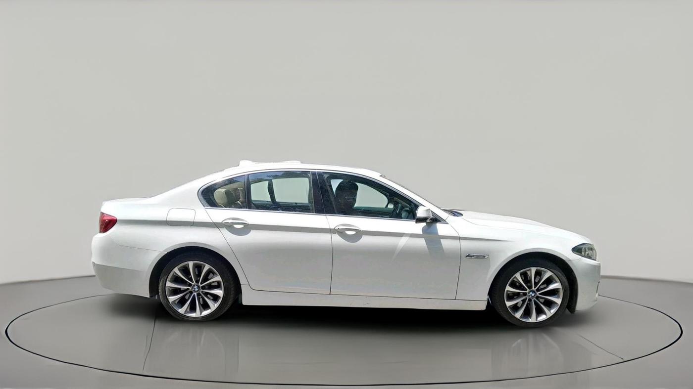 2016 BMW 5 Series 520D LUXURY LINE, Diesel, Automatic, 78,192 km, exterior