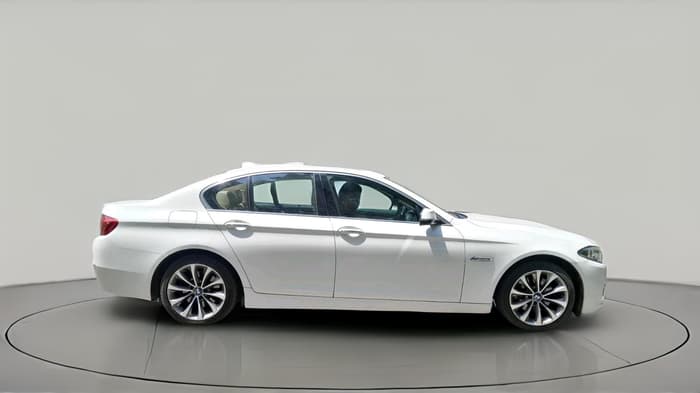 2016 BMW 5 Series 520D LUXURY LINE, Diesel, Automatic, 78,192 km, exterior