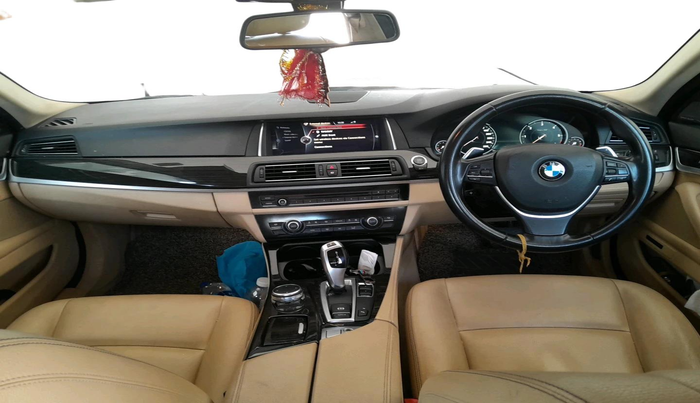 2016 BMW 5 Series 520D LUXURY LINE, Diesel, Automatic, 78,192 km, interior