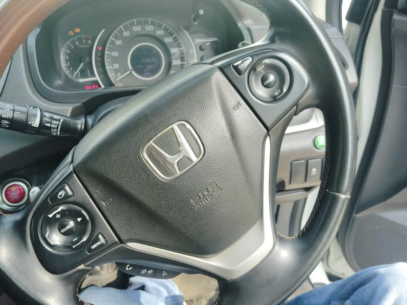 2015 Honda CRV 2.4L 2WD AT, Petrol, Automatic, 2,30,908 km, interior