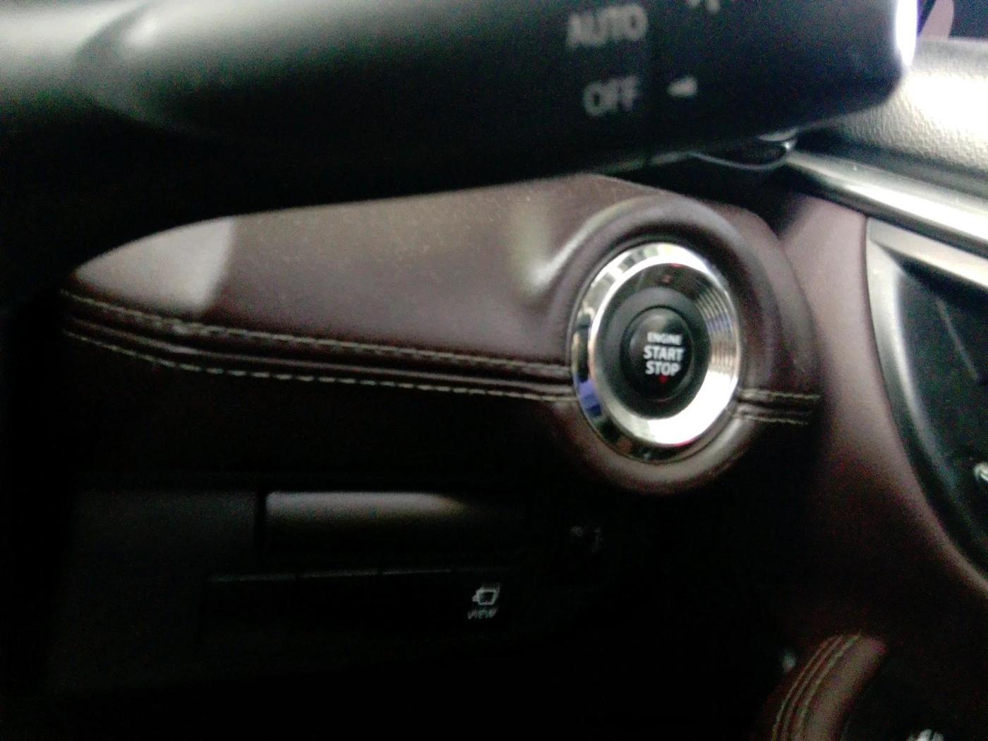 2022 Maruti Grand Vitara ALPHA SMART HYBRID AT, Petrol, Automatic, 50,076 km, interior