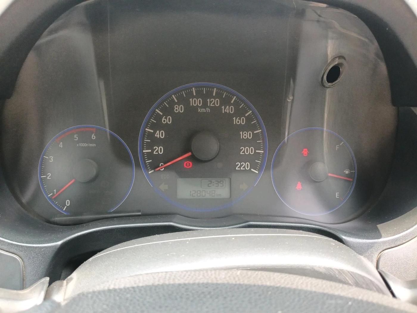 2014 Honda City 1.5L I-DTEC S, Diesel, Manual, 1,28,048 km, interior
