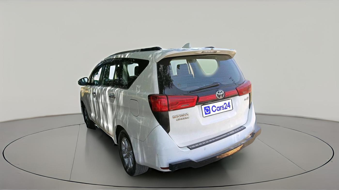 2018 Toyota Innova Crysta 2.4 VX 8 STR, Diesel, Manual, 96,470 km, exterior