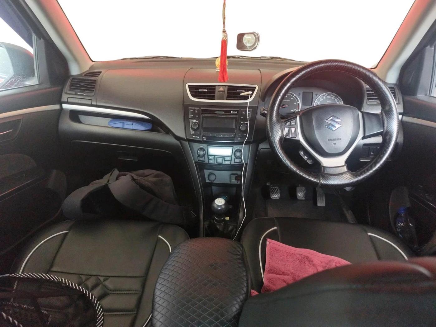 2014 Maruti Swift ZDI, Diesel, Manual, 1,15,163 km, interior