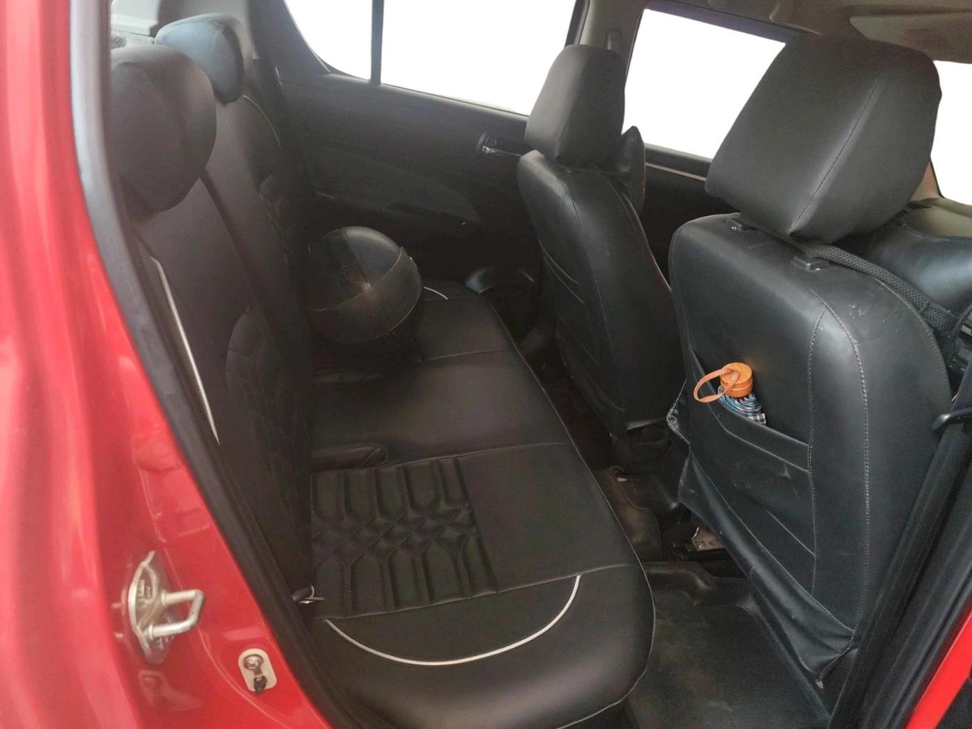 2014 Maruti Swift ZDI, Diesel, Manual, 1,15,163 km, interior