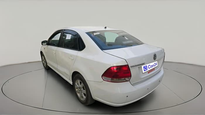 2011 Volkswagen Vento HIGHLINE DIESEL 1.6, Diesel, Manual, 2,45,091 km, exterior
